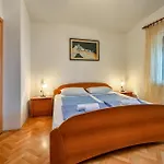 Apartman Awesome In Pag With Wifi *