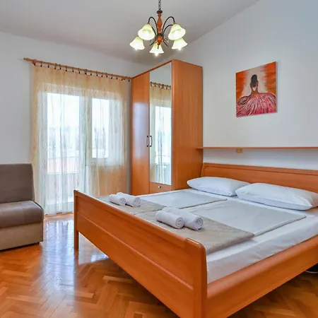 Apartment Awesome In Pag With Wifi *
