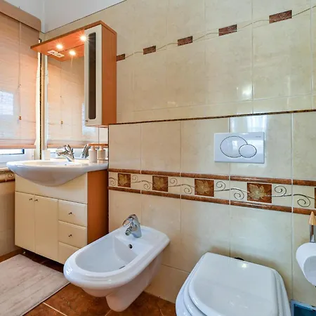 Apartment Awesome In Pag With Wifi